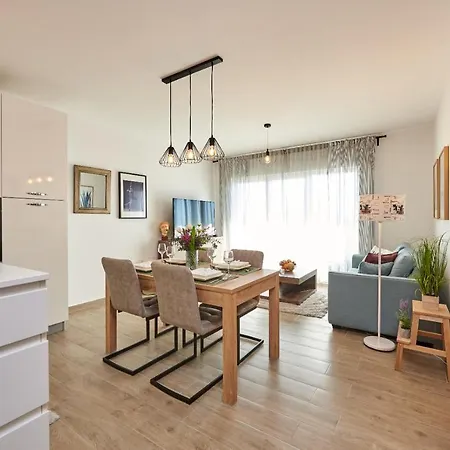 Apartment Luxury Charm With Pool