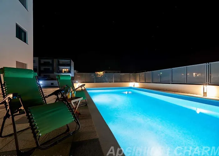 Luxury Charm With Pool * Трогир