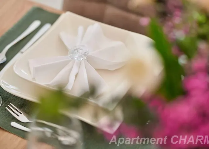 Luxury Charm With Pool דירה טרוגיר